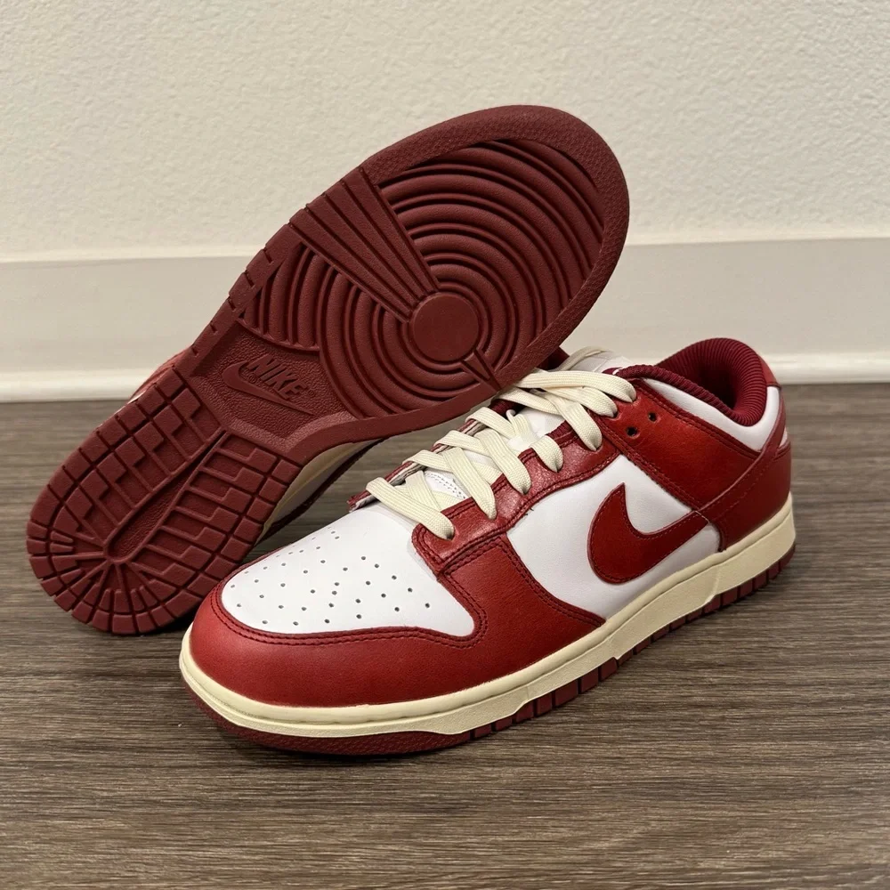 Nike Dunk womens sz 11